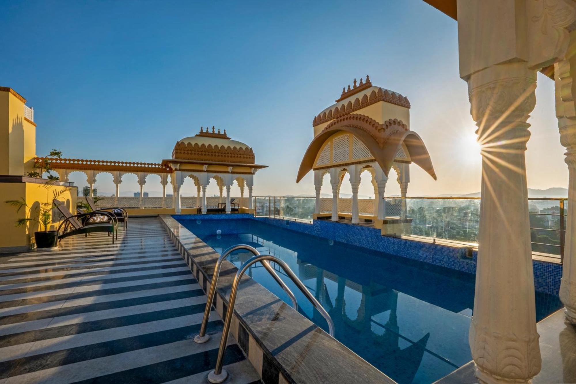 Hotel Sterling Balicha Udaipur Esterno foto